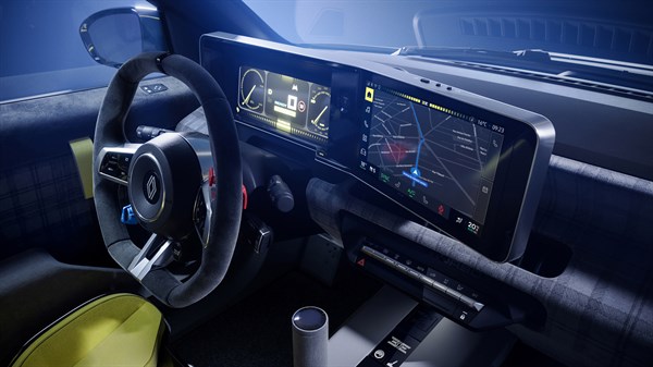 trajet en électrique et navigation en temps réel avec Google Maps - Renault 5 Turbo 3E