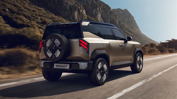 jantes et roue de secours de 18 pouces - Renault Bridger Concept
